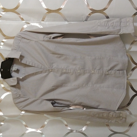H&M Women's Button Down Blouse - Picture 1 of 4